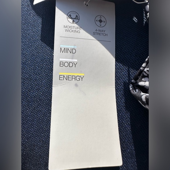 NWT Z by Zella Sports Bra - graphic floral pattern, Size S - Picture 10 of 11